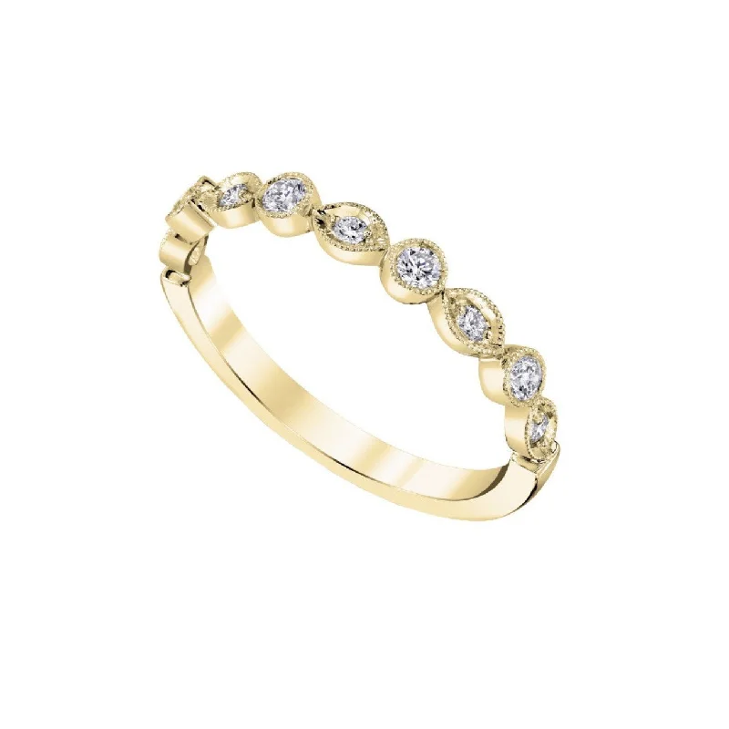 Fine heart rings-The ELLE Wedding Ring