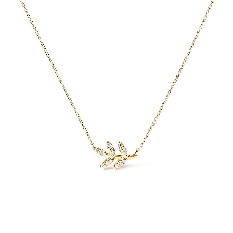 Round gem necklaces-10K Yellow Gold 1/10 Cttw Diamond Leaf and Branch 18" Pendant Necklace