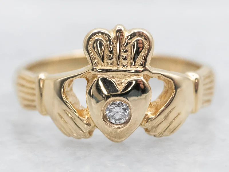 Stone-twisted rings-Diamond Claddagh Ring