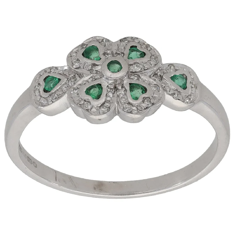 Fine filigree rings-9ct White Gold Emerald & 0.15ct Diamond Dress/Cocktail Ring Size U