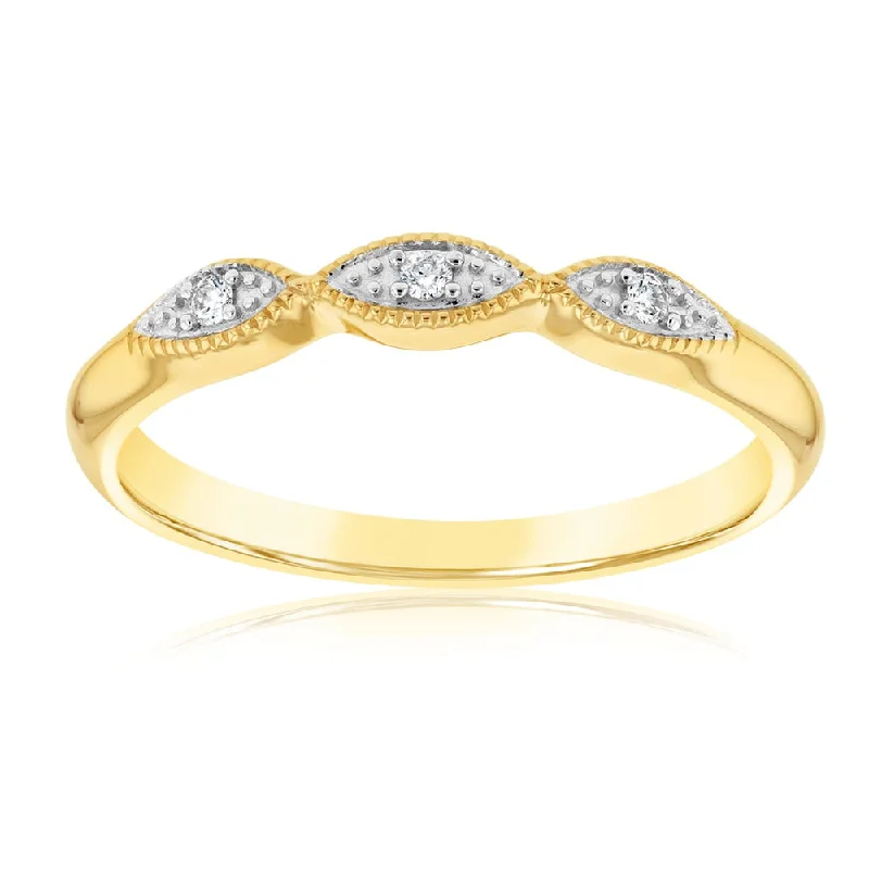 Onyx rings-9ct Yellow Gold Diamond Milgrain Ring with 3 Brilliant Diamonds