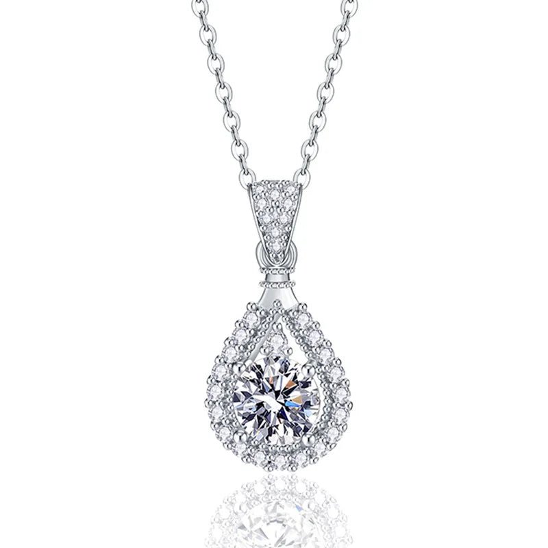 Square pendant necklaces-0.5/1ct Diamond Water Drop Pendant Necklace