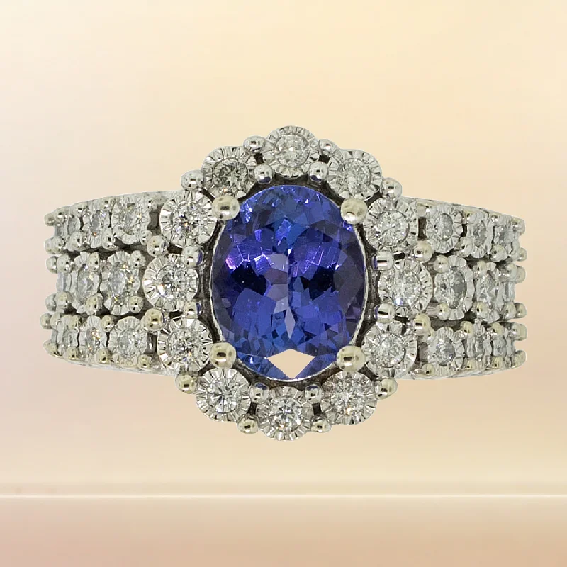 Wolf motif rings-14K White Gold Diamond (.52CTTW) and Tanzanite(~2CT) Ring Size 7 Preowned