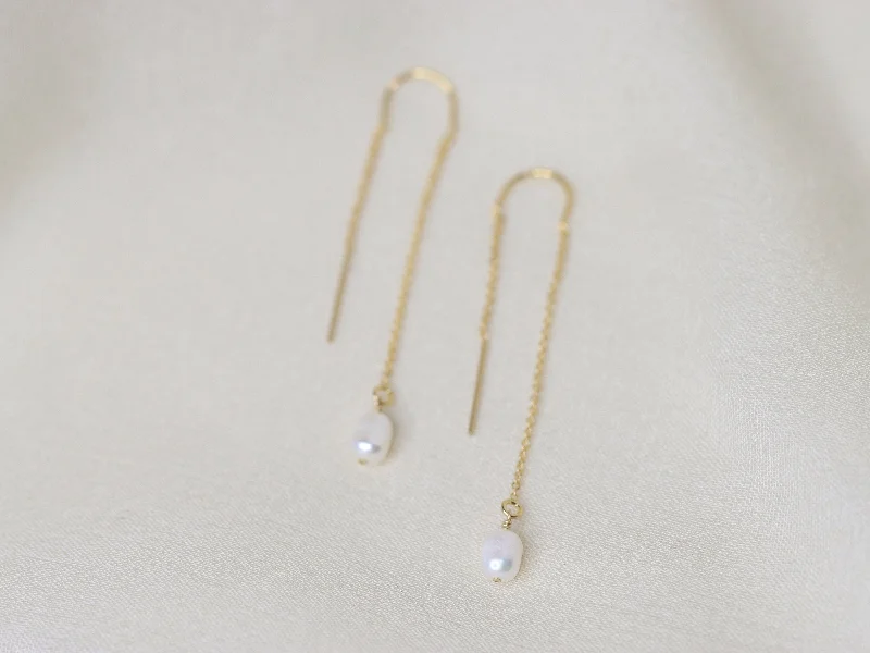 Sleek coin earrings-Delicate Pearl Threader Earrings