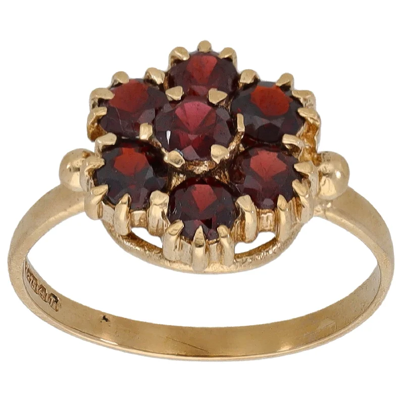 Fun rings-9ct Gold Garnet Dress/Cocktail Ring Size Q